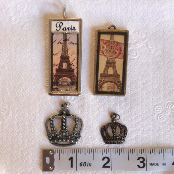 Set of 4 pendants for jewelry making 2 of the Eiffel tower of Paris and 2 crowns - Picture 10 of 14